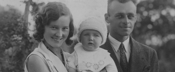 Maria Pilecka i Witold Pilecki z synem Andrzejem Pileckim. 
